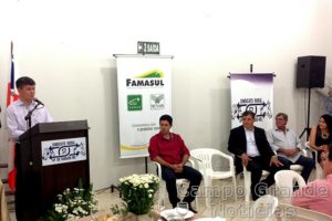 O presidente do Sistema Famasul, Mauricio Saito, salientou sobre o comprometimento e dedicação do presidente reeleito, Eduardo Sanches – Foto: Divulgação