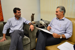 Bortolotto e governador firmaram compromisso para o Soja Brasil, que acontece no próximo dia 7 em Maracaju. – Foto: Aprosoja/Divulgação