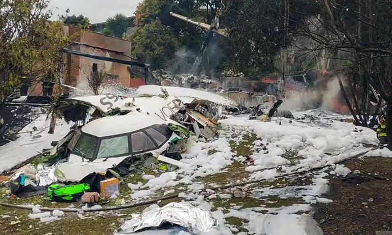 Destroços do acidente aéreo que envolveu avião da Voepass