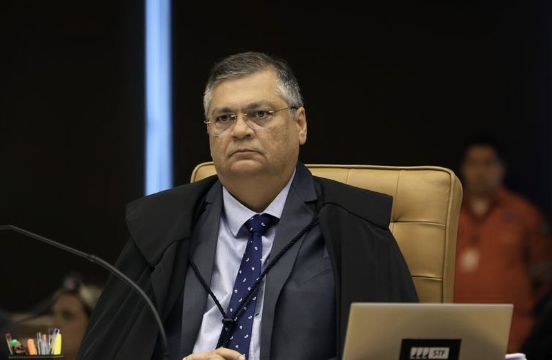 Ministro Flávio Dino na sessão plenária do STF